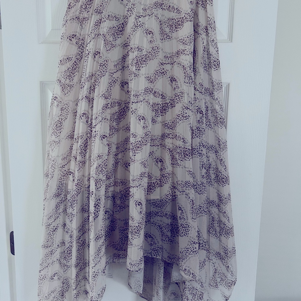 Elegant Beige Patterned Skirt
